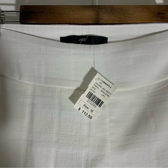 Up! Pull On Slimming White Square Jacquard Wide Waistband Straight Leg Pant 12. - Picture 4 of 16